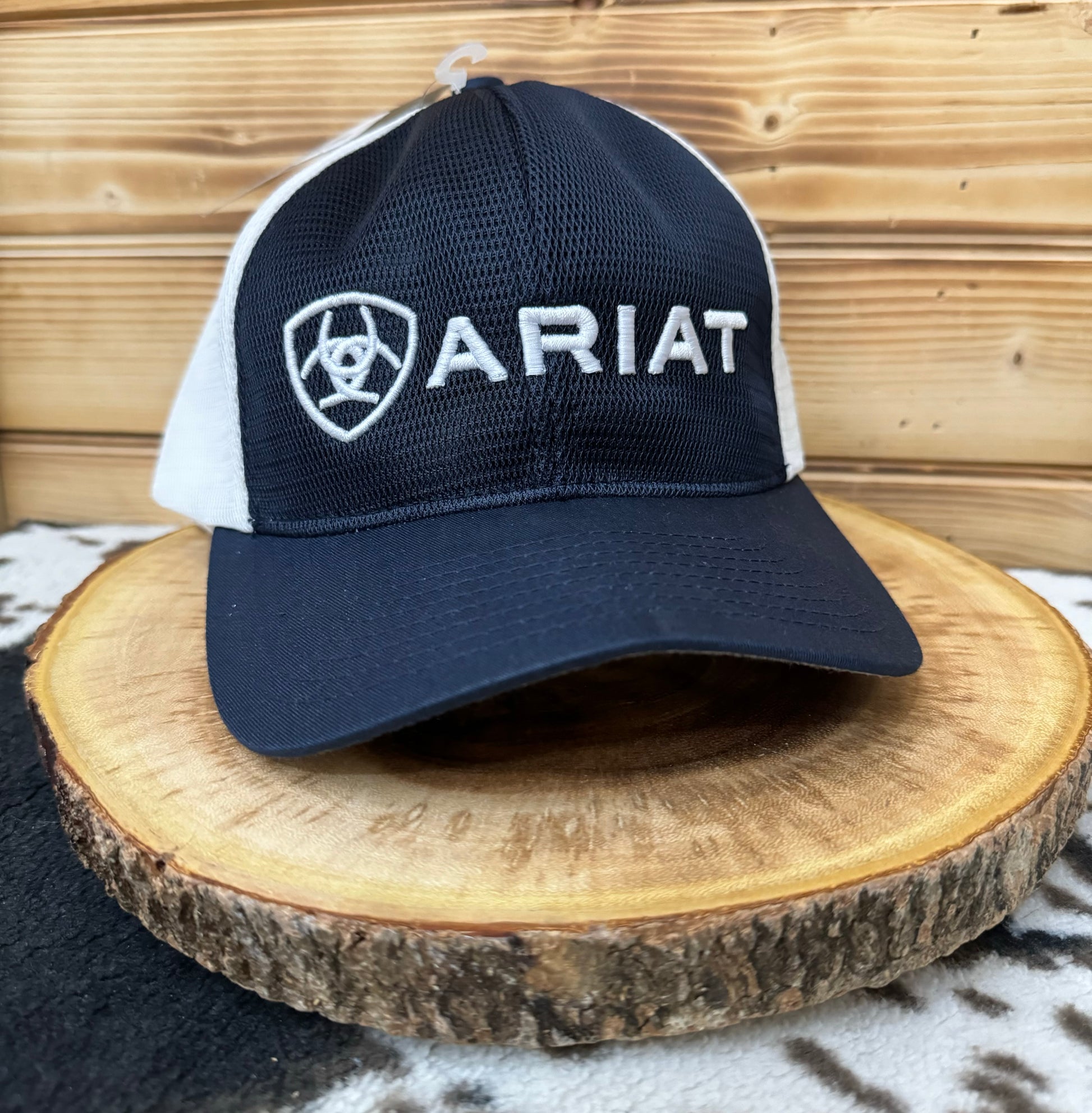 Ariat Mens Flexfit Cap Snap Back Embroidered Logo Navy White