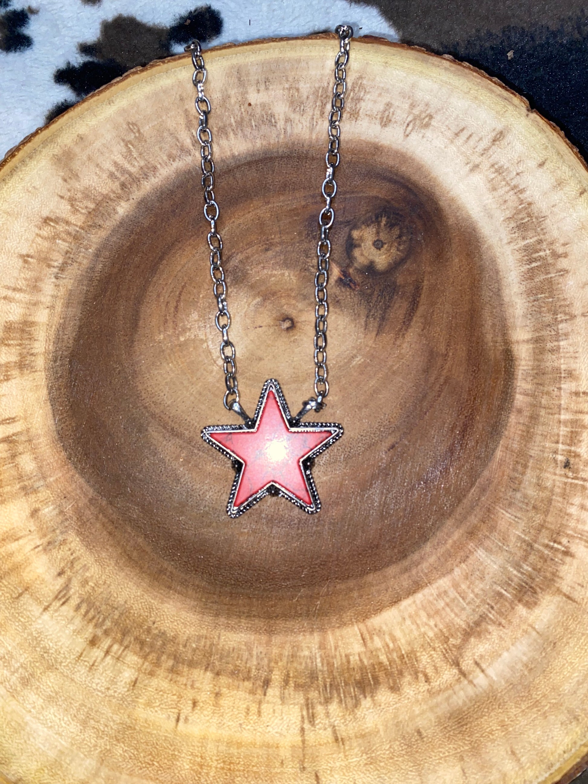 RedStarNecklace