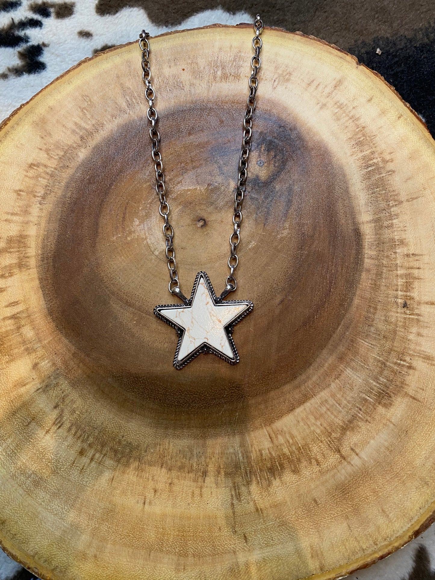 WhiteStarNecklace